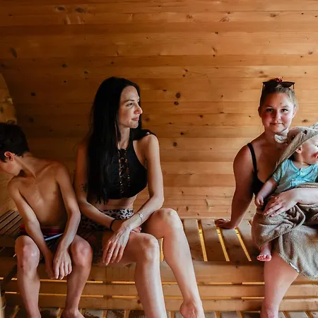 别墅 Farie Mazury Dom Na Wylacznosc Dla 20 Osob Z Basenem, Sauna I Jacuzzi