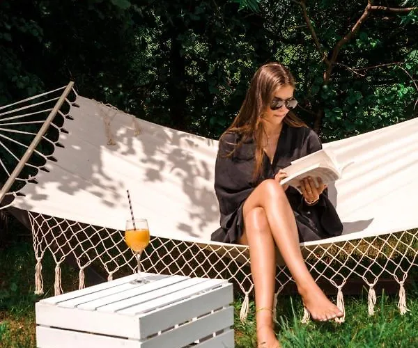 Willa Farie Mazury Dom Na Wylacznosc Dla 20 Osob Z Basenem, Sauna I Jacuzzi